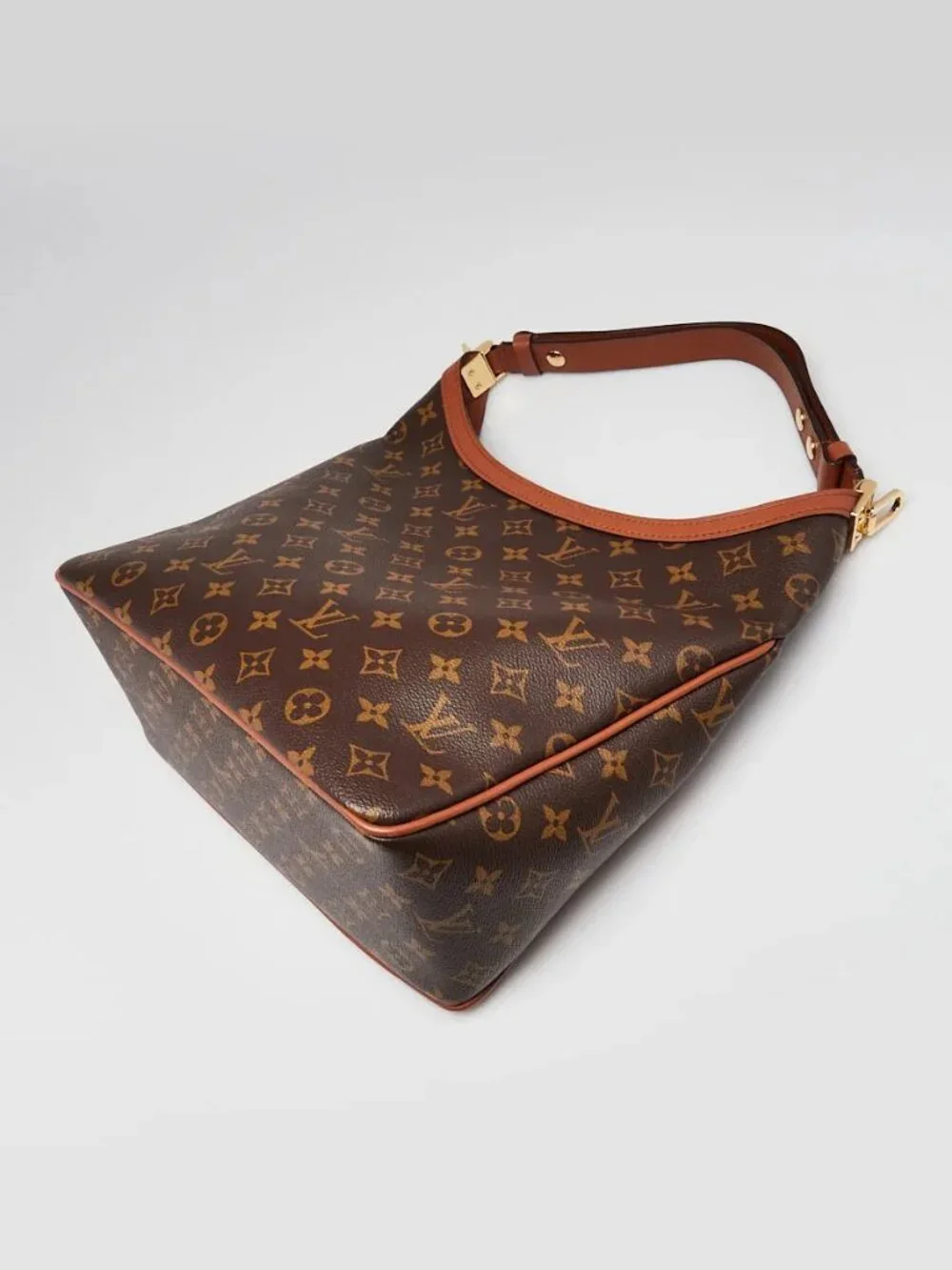 Louis Vuitton Monogram Reverse Canvas MM Dauphine Hobo Bag